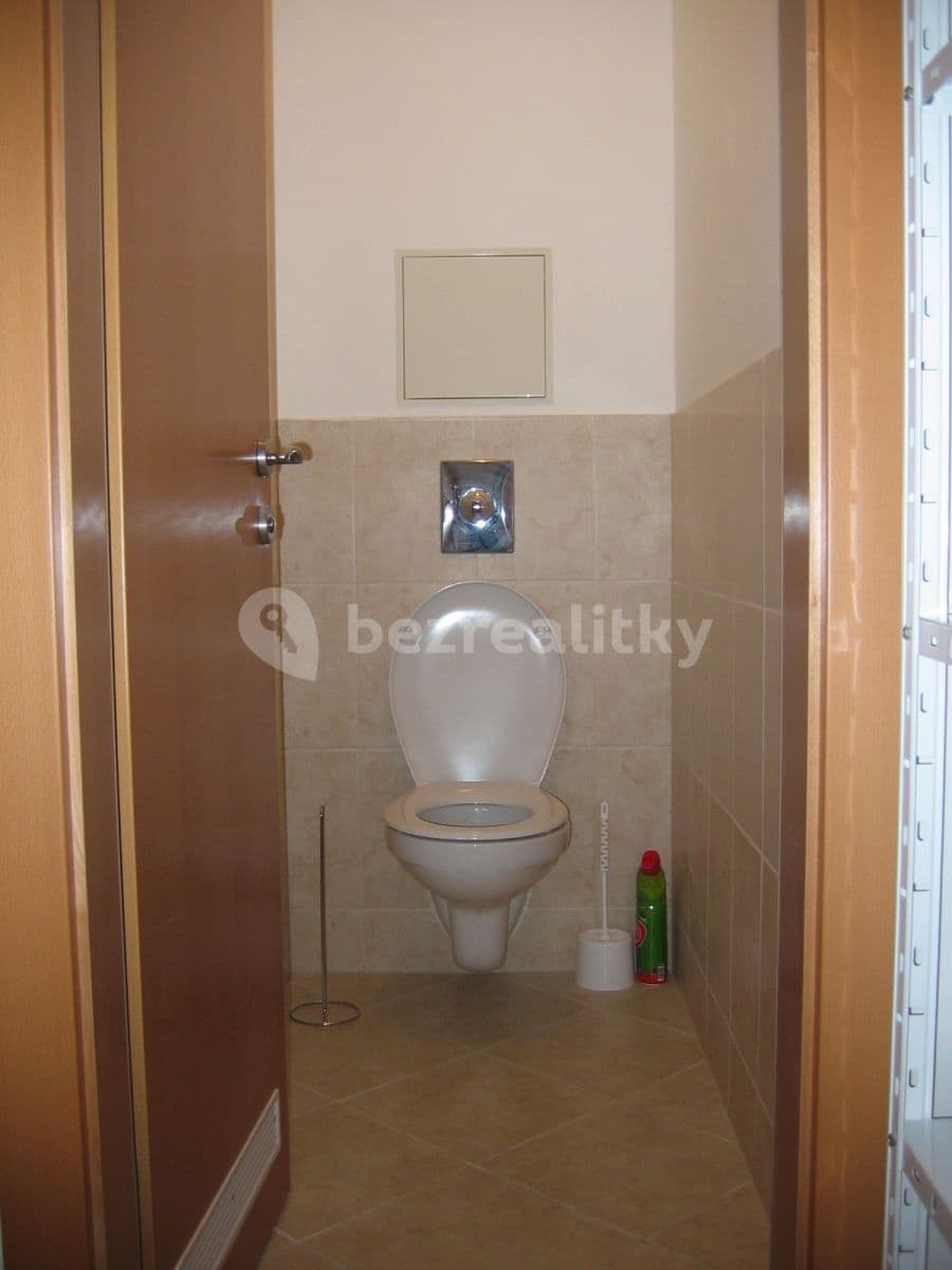 Prenájom bytu 2-izbový 62 m², Nová kolonie, Praha, Praha Prenájom bytu 2-izbový 62 m², Nová kolonie, Praha, Praha