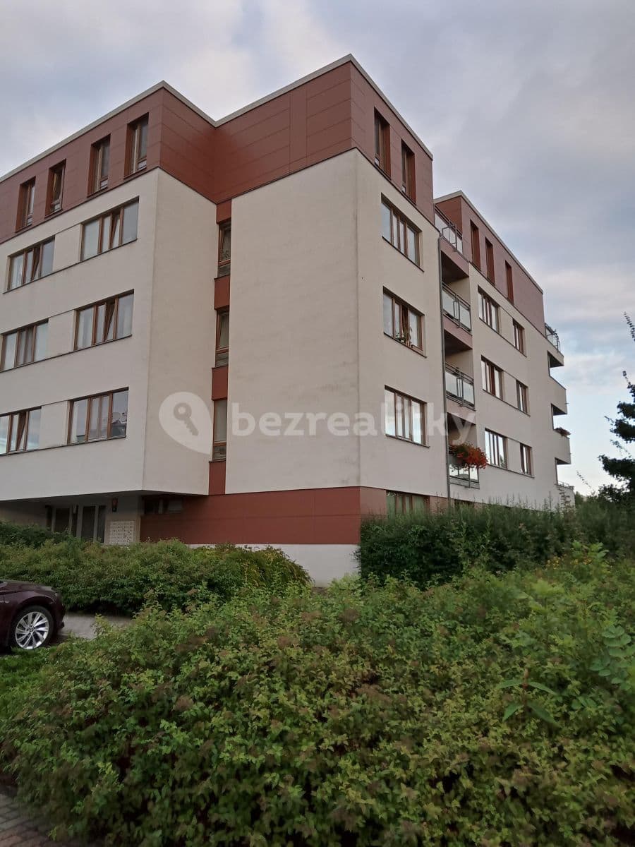 Prenájom bytu 2-izbový 62 m², Nová kolonie, Praha, Praha Prenájom bytu 2-izbový 62 m², Nová kolonie, Praha, Praha