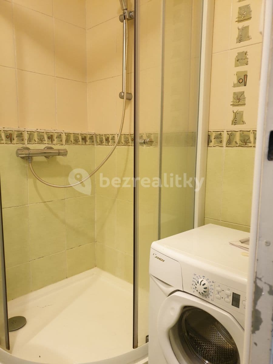 Prenájom bytu 3-izbový 70 m², Poznaňská, Brno, Jihomoravský kraj Prenájom bytu 3-izbový 70 m², Poznaňská, Brno, Jihomoravský kraj