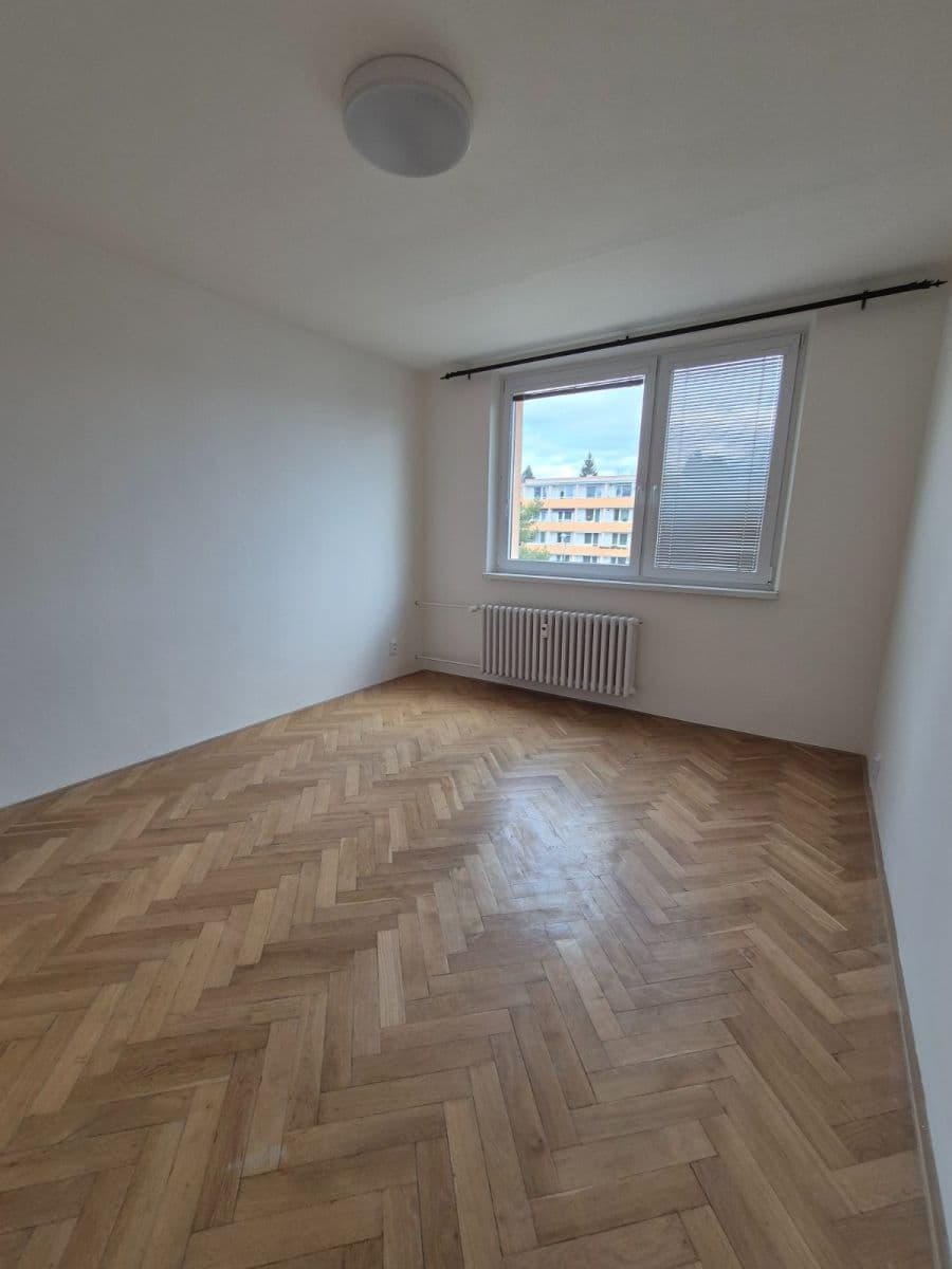 Prenájom bytu 3-izbový 70 m², Poznaňská, Brno, Jihomoravský kraj Prenájom bytu 3-izbový 70 m², Poznaňská, Brno, Jihomoravský kraj