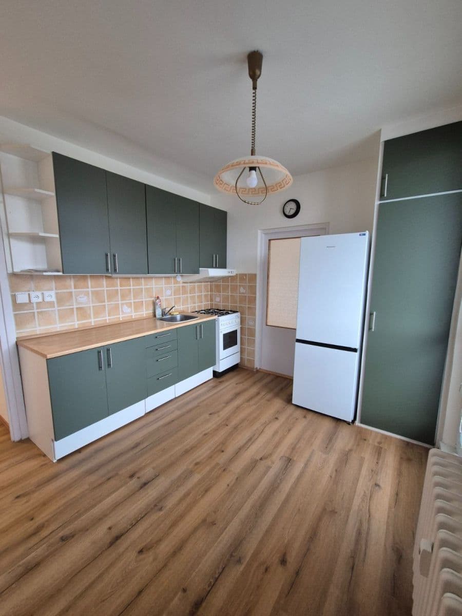 Prenájom bytu 3-izbový 70 m², Poznaňská, Brno, Jihomoravský kraj Prenájom bytu 3-izbový 70 m², Poznaňská, Brno, Jihomoravský kraj