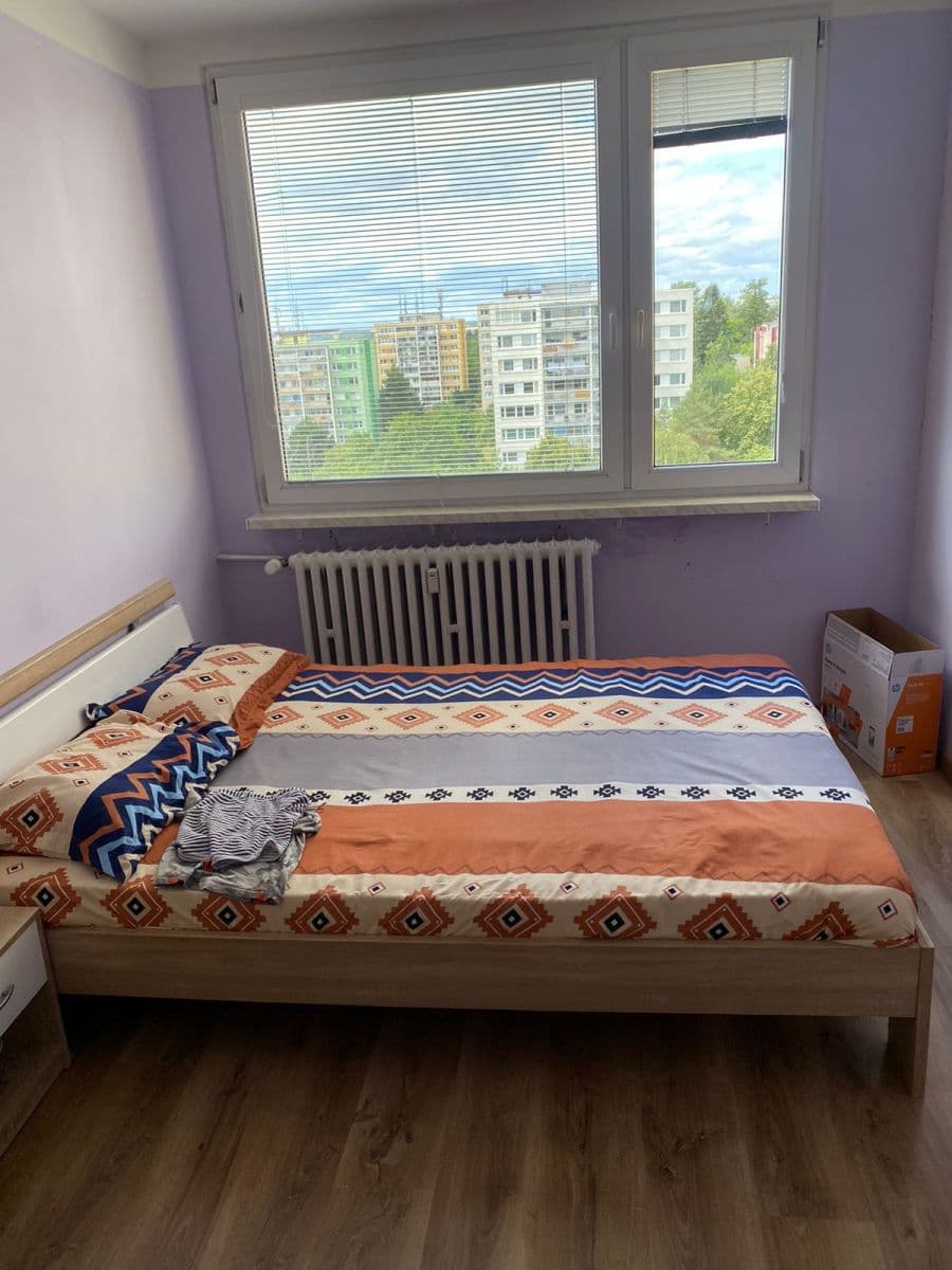 Prenájom bytu 2-izbový 40 m², Písečná, Praha, Praha Prenájom bytu 2-izbový 40 m², Písečná, Praha, Praha