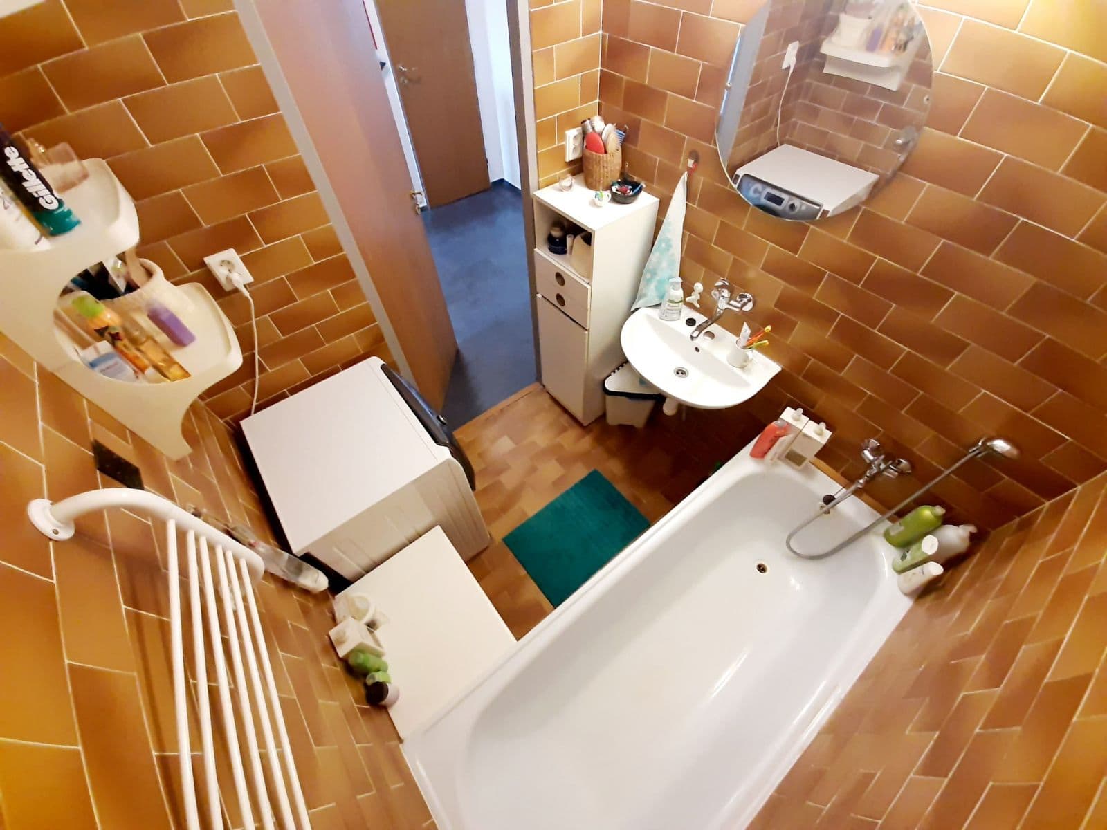 Prenájom bytu 3-izbový 76 m², Na Rovnosti, Praha, Praha Prenájom bytu 3-izbový 76 m², Na Rovnosti, Praha, Praha
