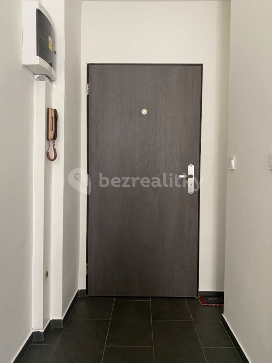 Prenájom bytu 1-izbový 25 m², Ježkova, Praha, Praha Prenájom bytu 1-izbový 25 m², Ježkova, Praha, Praha