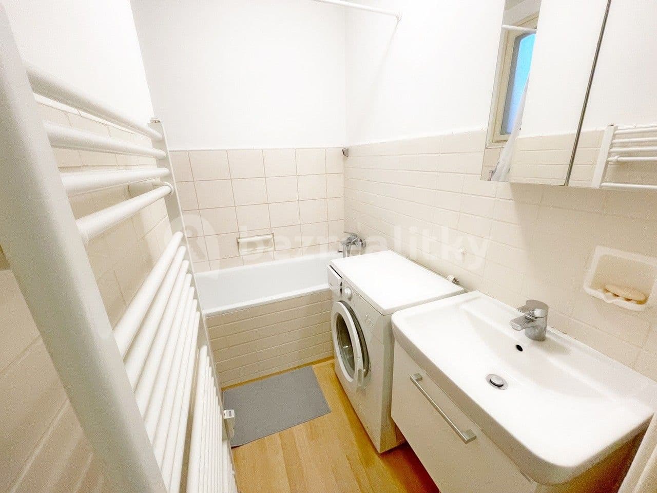 Prenájom bytu 2-izbový 47 m², Sokolovská, Praha, Praha Prenájom bytu 2-izbový 47 m², Sokolovská, Praha, Praha