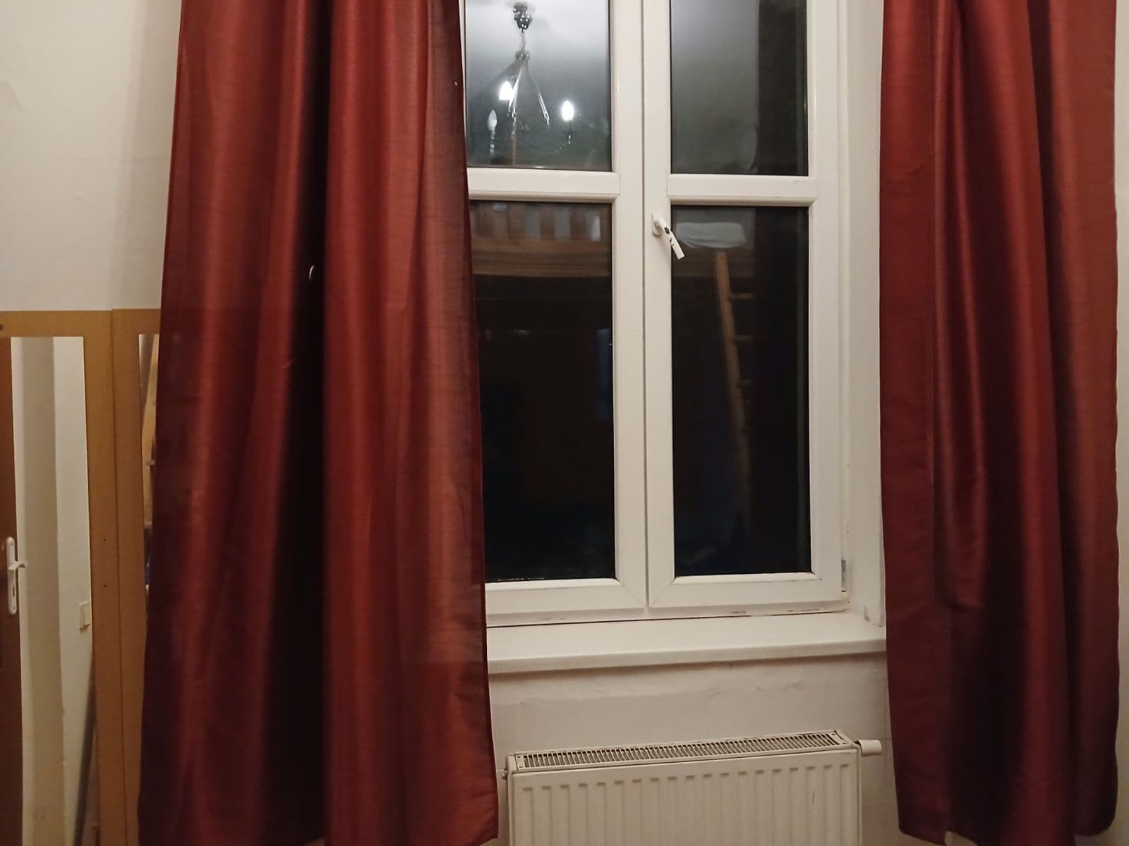 Prenájom bytu 4-izbový 85 m², Zenklova, Praha, Praha Prenájom bytu 4-izbový 85 m², Zenklova, Praha, Praha