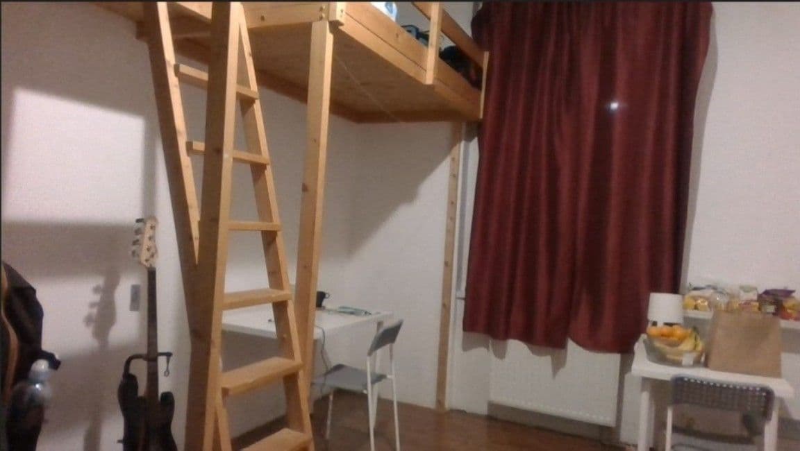Prenájom bytu 4-izbový 85 m², Zenklova, Praha, Praha Prenájom bytu 4-izbový 85 m², Zenklova, Praha, Praha