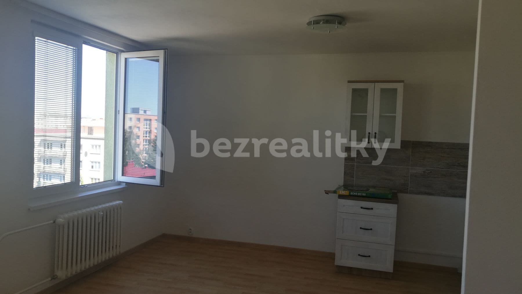 Prenájom bytu 1-izbový 40 m², Bohumínská, Praha, Praha Prenájom bytu 1-izbový 40 m², Bohumínská, Praha, Praha