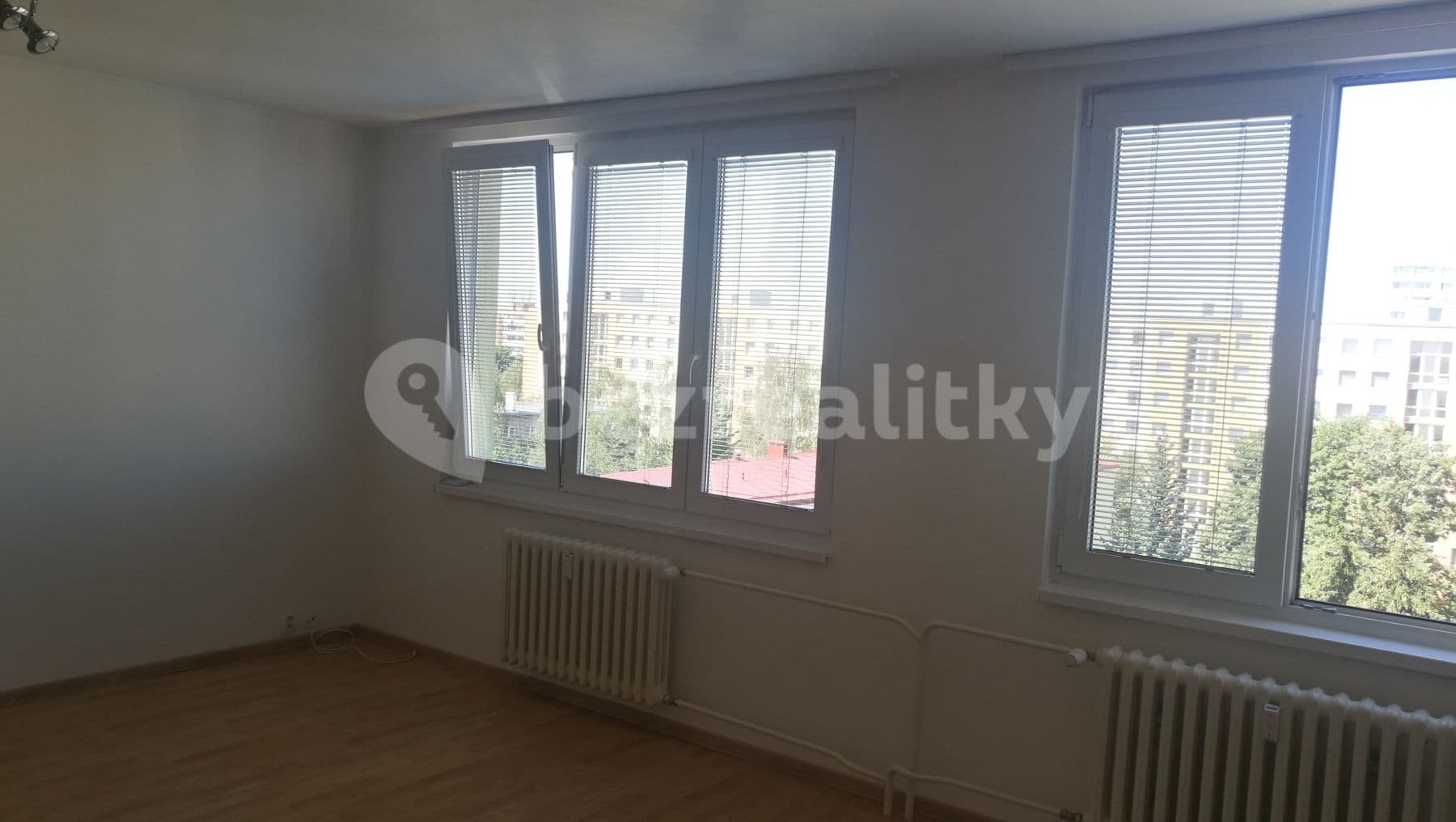 Prenájom bytu 1-izbový 40 m², Bohumínská, Praha, Praha Prenájom bytu 1-izbový 40 m², Bohumínská, Praha, Praha