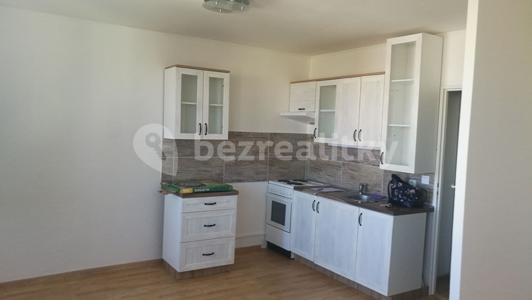 Prenájom bytu 1-izbový 40 m², Bohumínská, Praha, Praha Prenájom bytu 1-izbový 40 m², Bohumínská, Praha, Praha