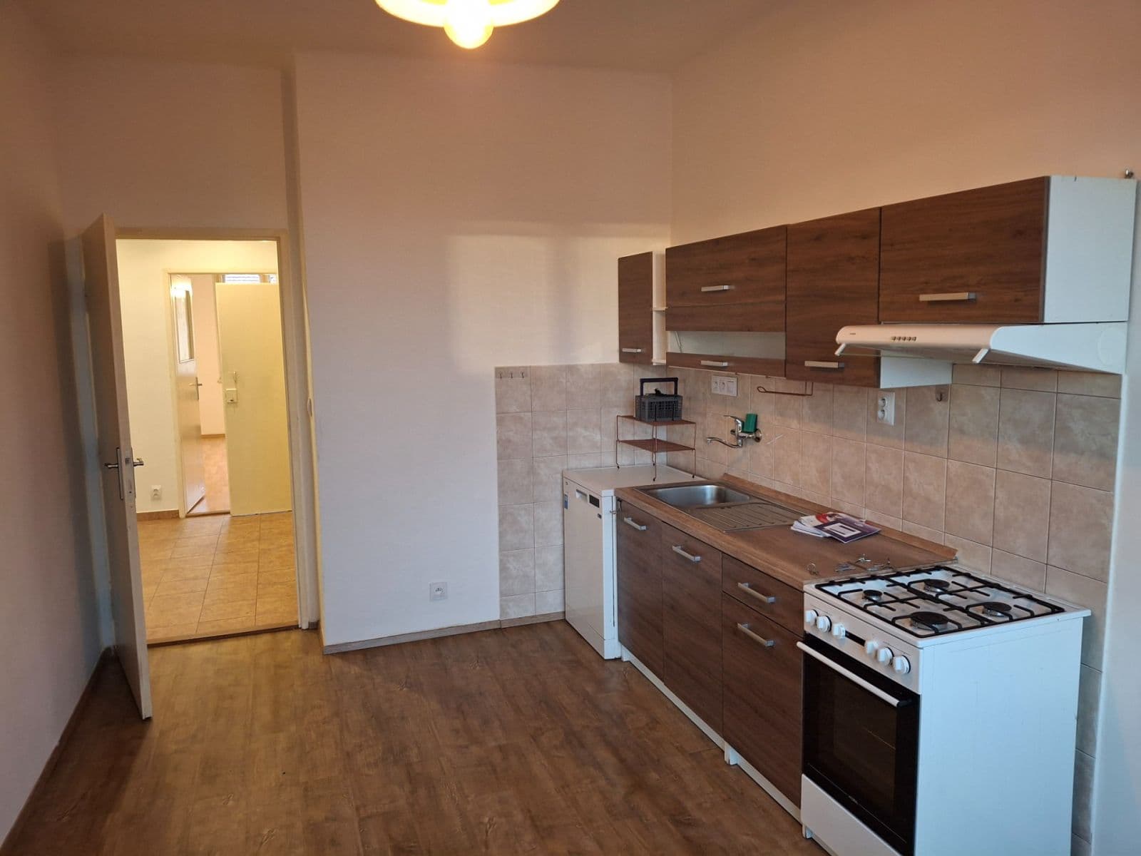 Prenájom bytu 2-izbový 74 m², Nad Šutkou, Praha, Praha Prenájom bytu 2-izbový 74 m², Nad Šutkou, Praha, Praha