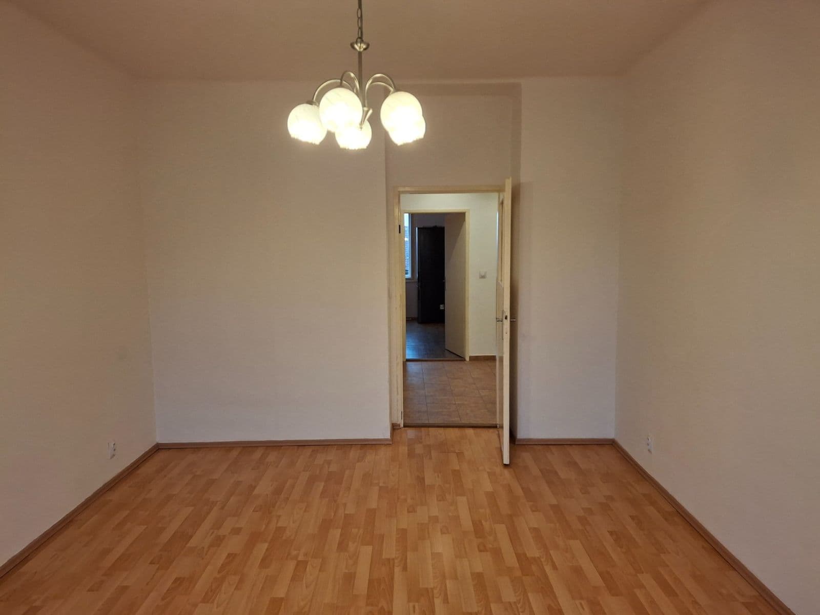 Prenájom bytu 2-izbový 74 m², Nad Šutkou, Praha, Praha Prenájom bytu 2-izbový 74 m², Nad Šutkou, Praha, Praha