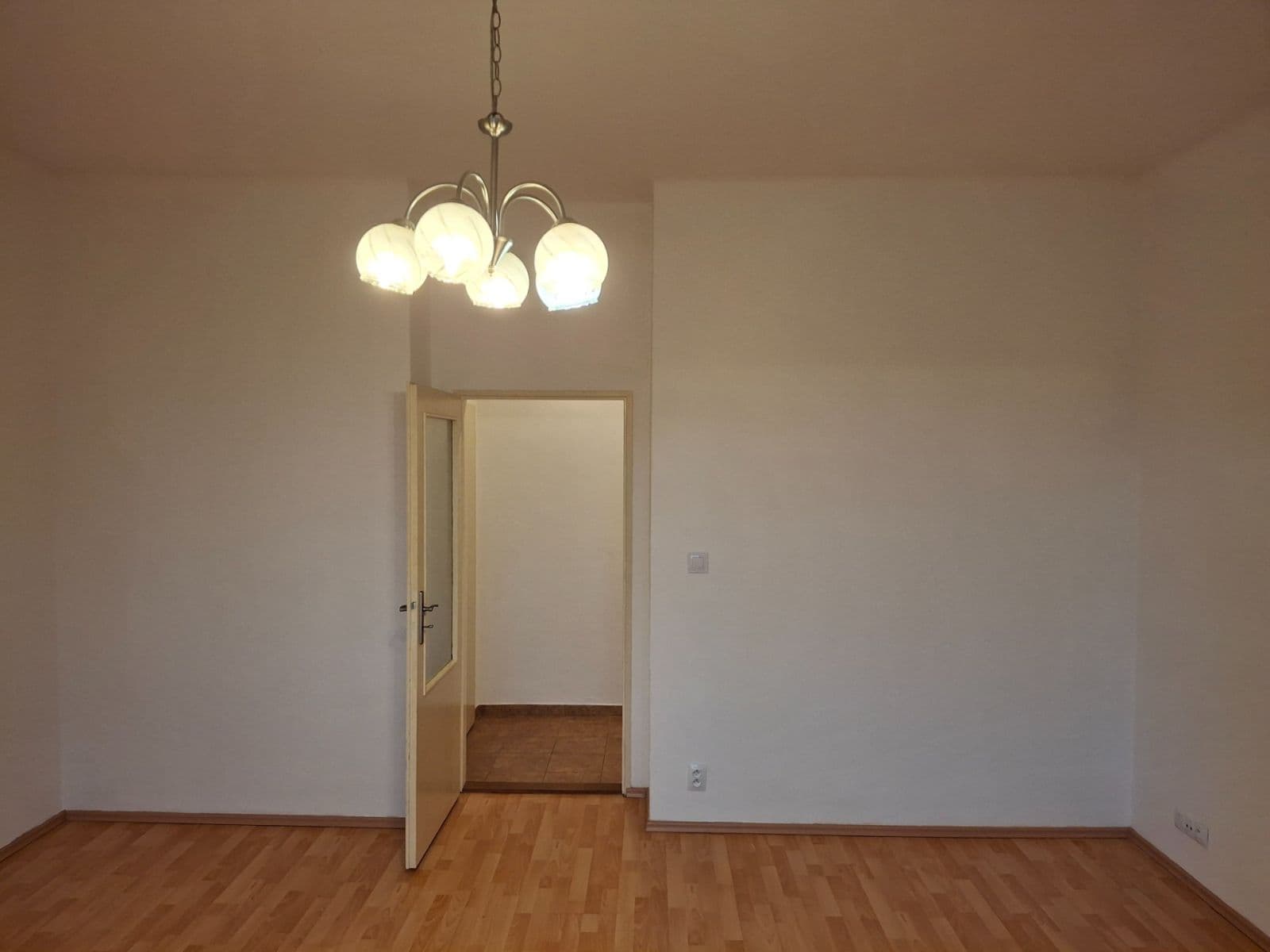 Prenájom bytu 2-izbový 74 m², Nad Šutkou, Praha, Praha Prenájom bytu 2-izbový 74 m², Nad Šutkou, Praha, Praha