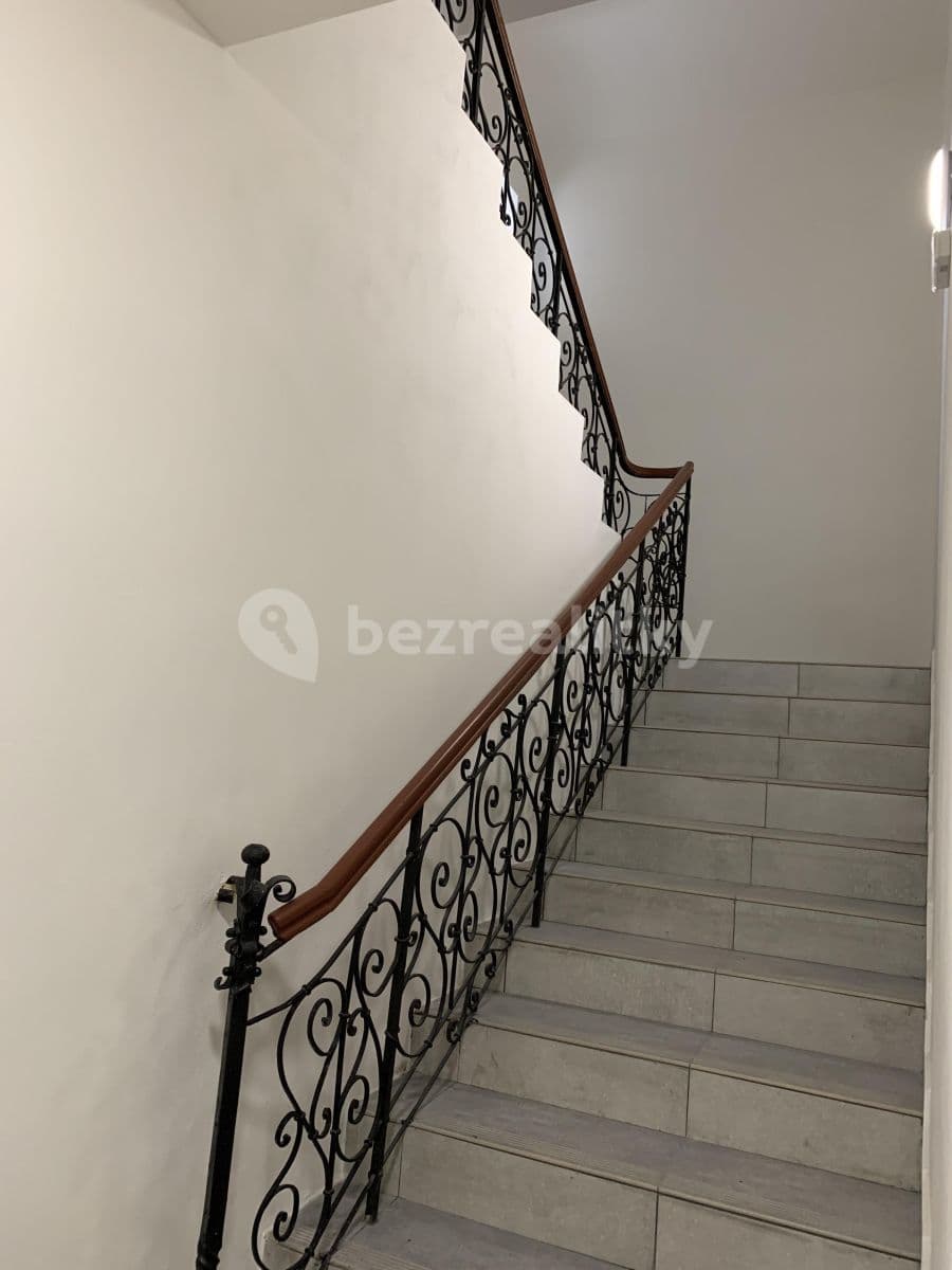 Prenájom bytu 2-izbový 62 m², Vašatova, Kladno, Středočeský kraj Prenájom bytu 2-izbový 62 m², Vašatova, Kladno, Středočeský kraj