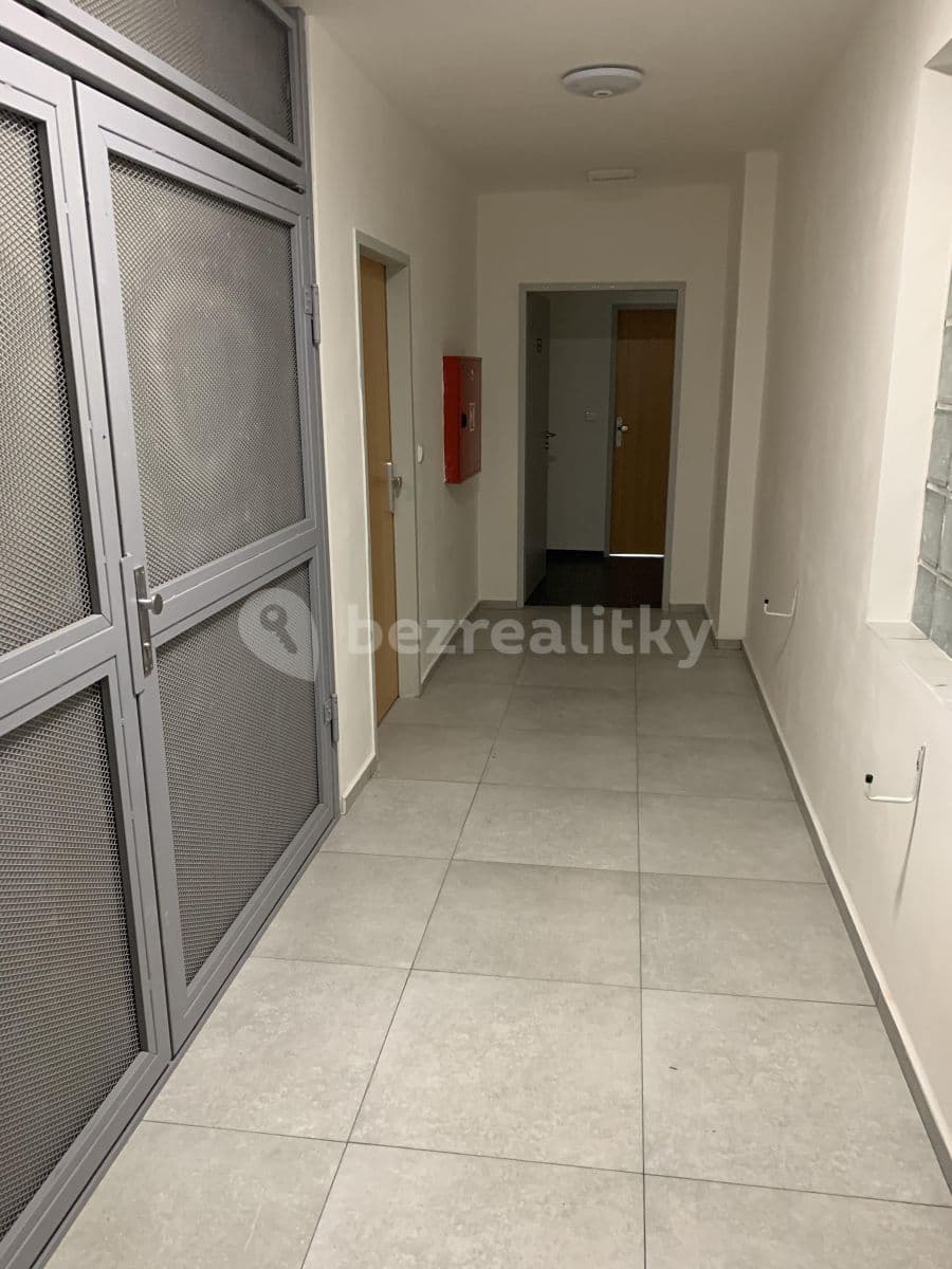 Prenájom bytu 2-izbový 62 m², Vašatova, Kladno, Středočeský kraj Prenájom bytu 2-izbový 62 m², Vašatova, Kladno, Středočeský kraj
