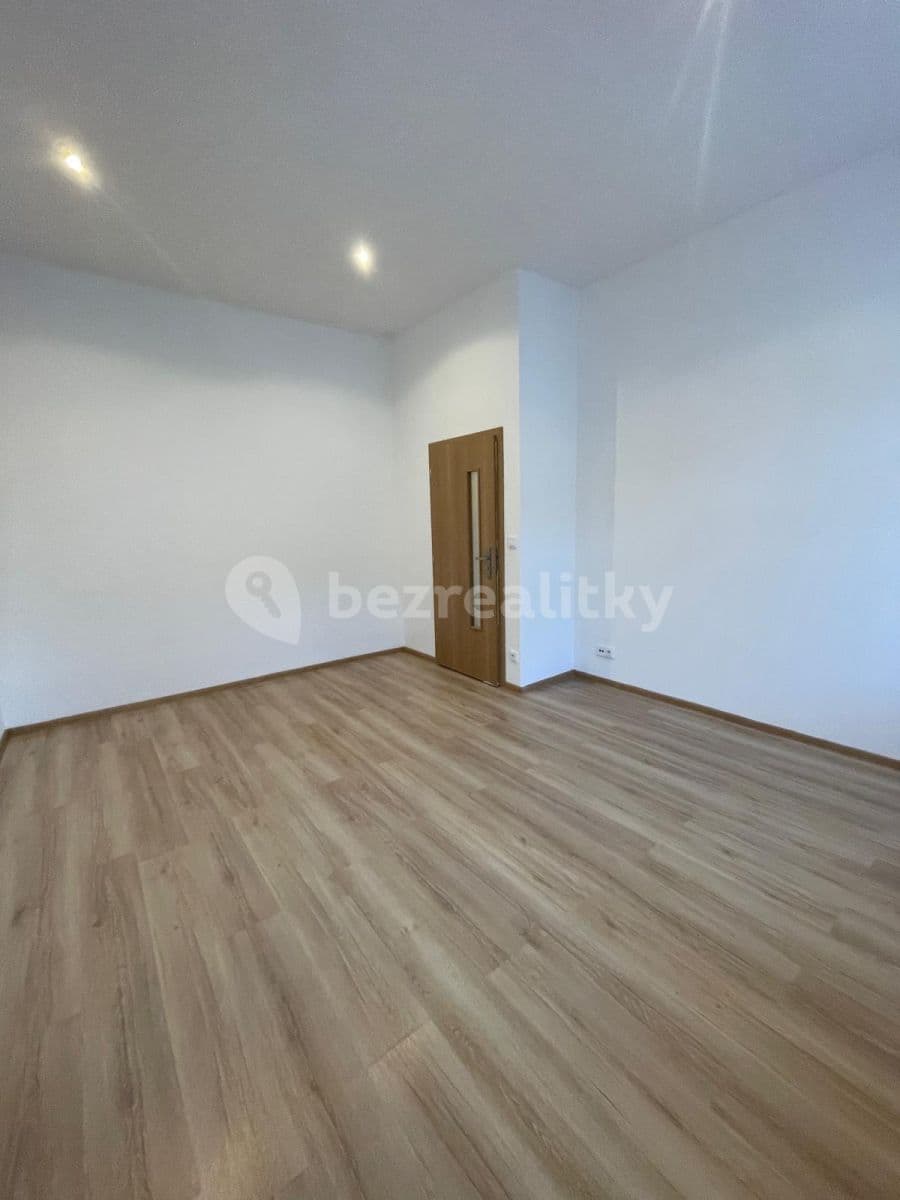 Prenájom bytu 2-izbový 62 m², Vašatova, Kladno, Středočeský kraj Prenájom bytu 2-izbový 62 m², Vašatova, Kladno, Středočeský kraj