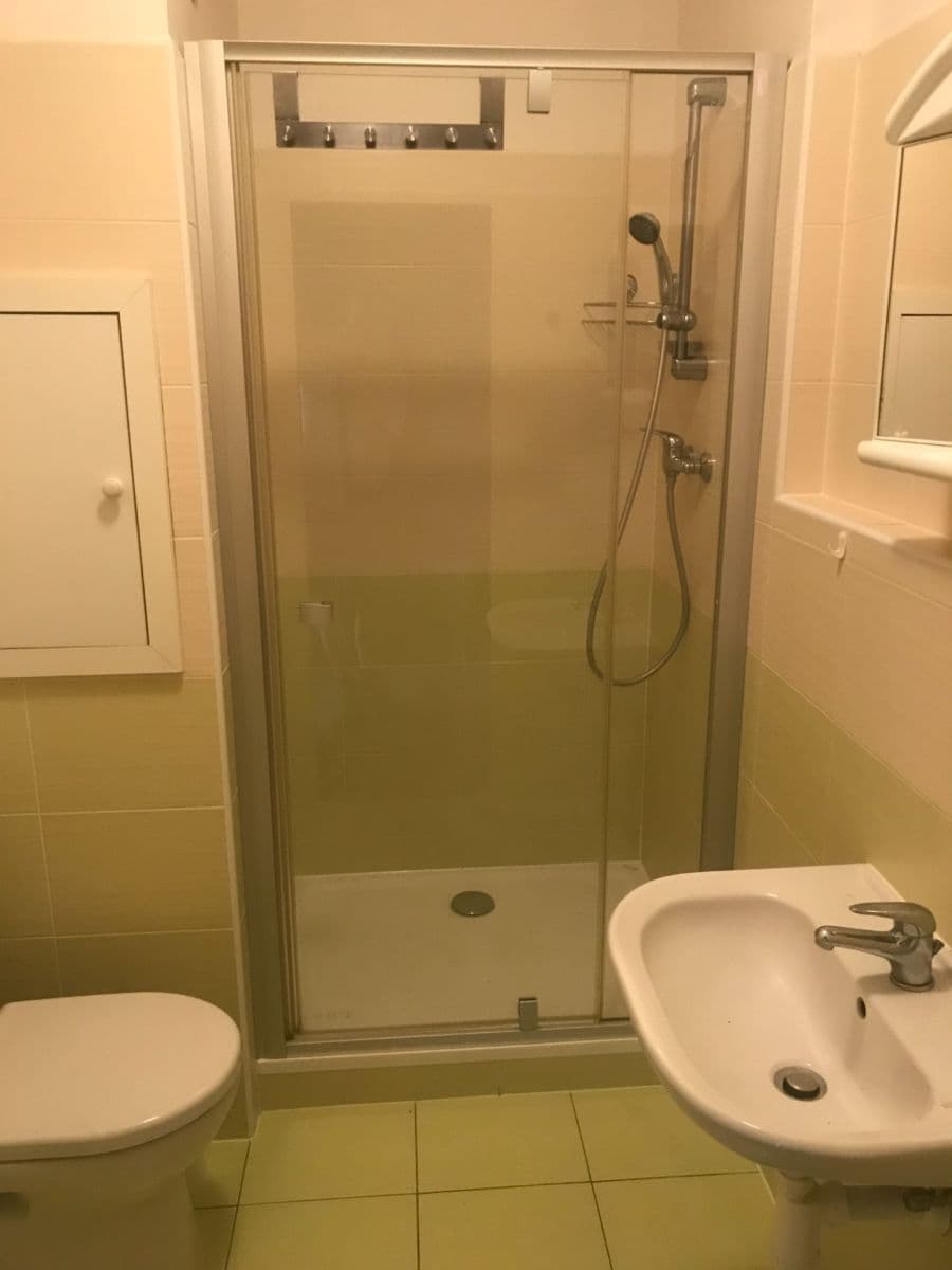 Prenájom bytu 2-izbový 47 m², Lamačova, Praha, Praha Prenájom bytu 2-izbový 47 m², Lamačova, Praha, Praha