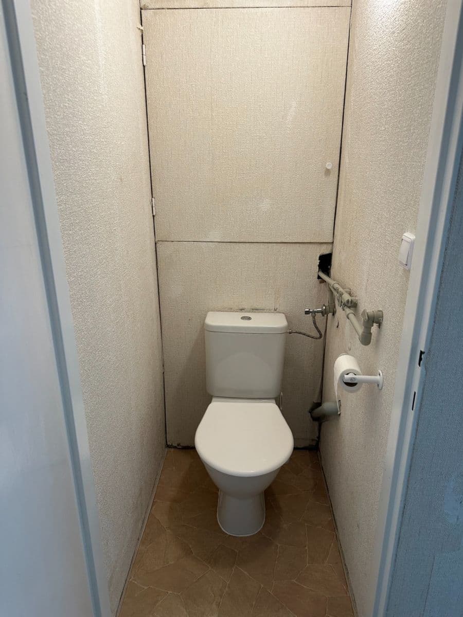 Prenájom bytu 2-izbový 44 m², Machkova, Praha, Praha Prenájom bytu 2-izbový 44 m², Machkova, Praha, Praha