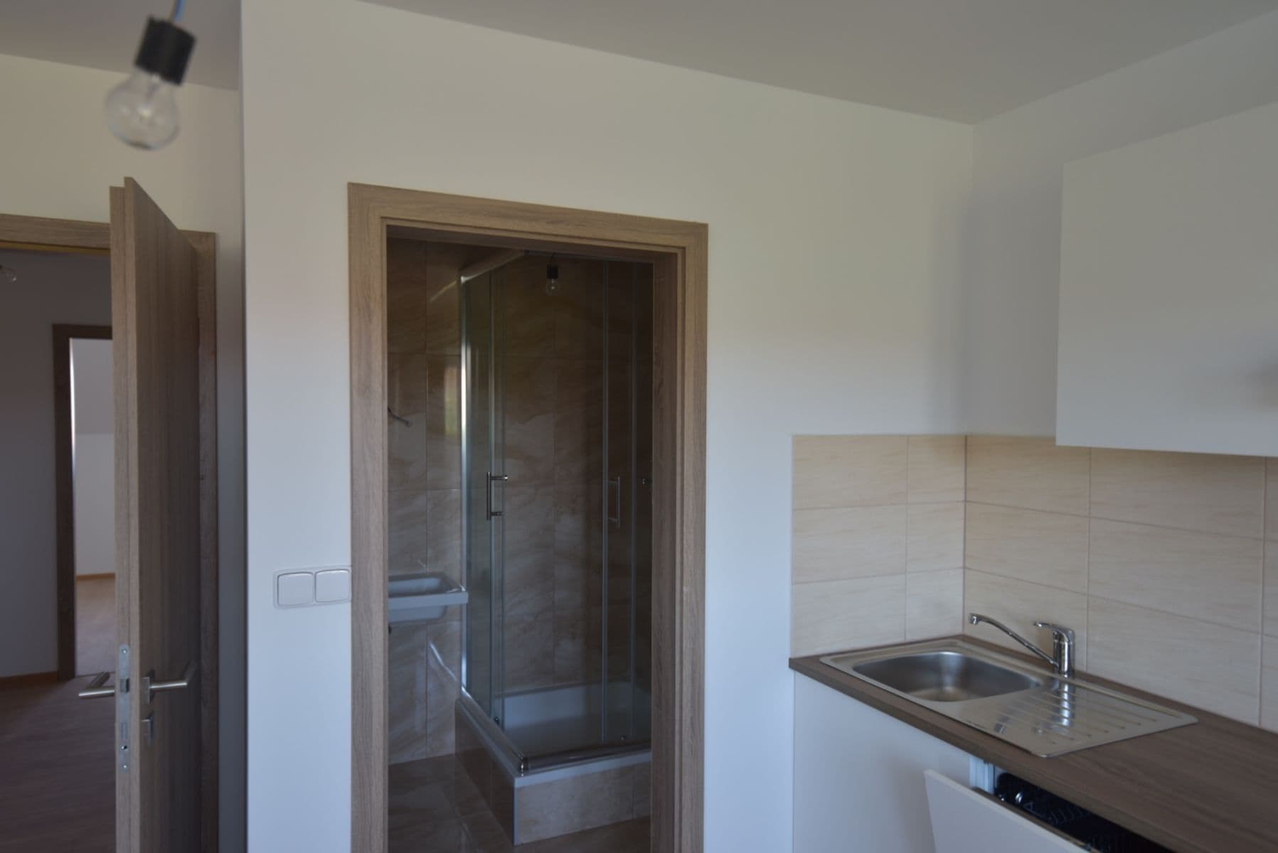 Prenájom bytu Garsoniéra 22 m², Sukova, Velké Přílepy, Středočeský kraj Prenájom bytu Garsoniéra 22 m², Sukova, Velké Přílepy, Středočeský kraj