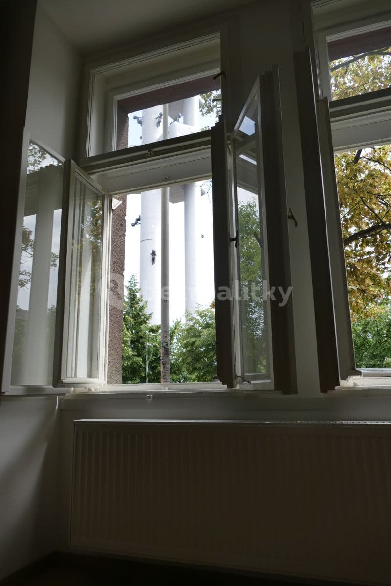 Prenájom bytu 1-izbový 35 m², Fibichova, Praha, Praha Prenájom bytu 1-izbový 35 m², Fibichova, Praha, Praha