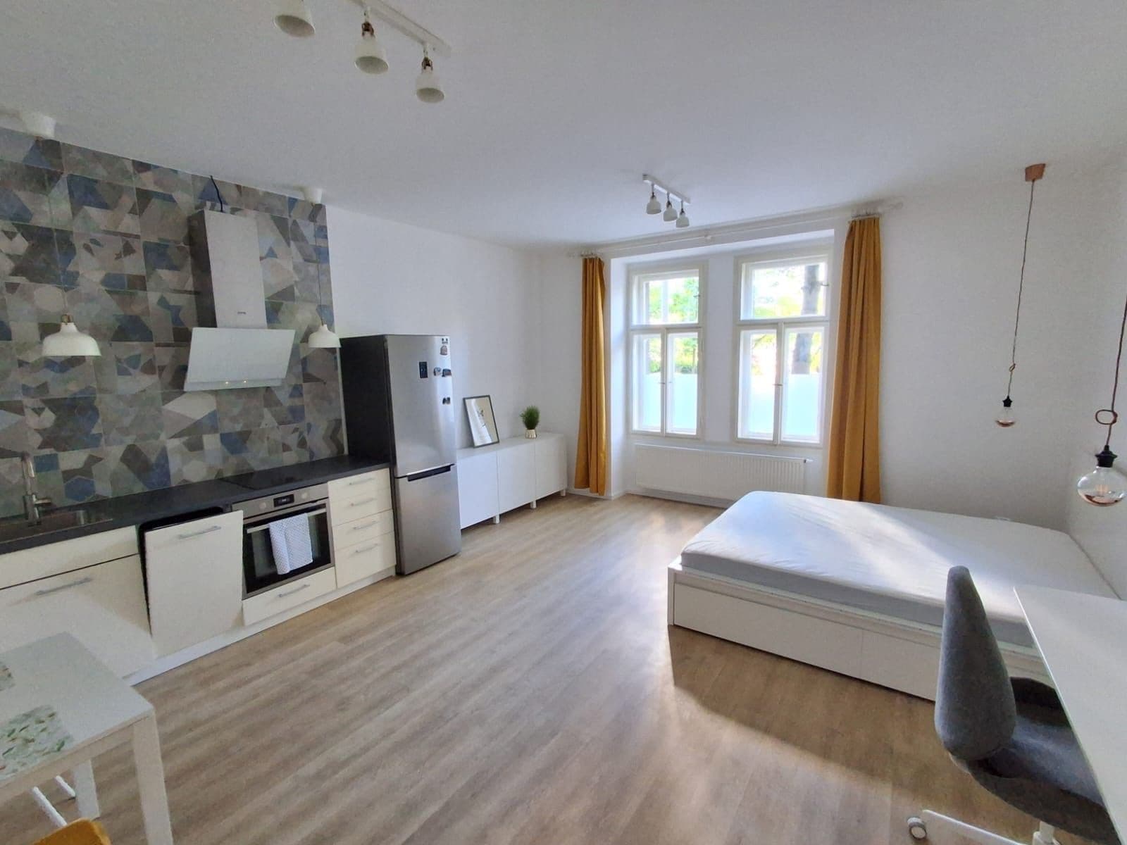 Prenájom bytu 1-izbový 35 m², Fibichova, Praha, Praha Prenájom bytu 1-izbový 35 m², Fibichova, Praha, Praha