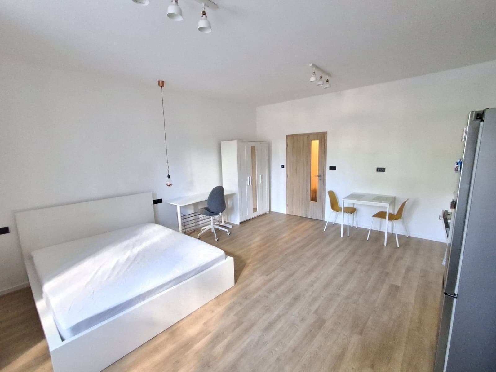 Prenájom bytu 1-izbový 35 m², Fibichova, Praha, Praha Prenájom bytu 1-izbový 35 m², Fibichova, Praha, Praha