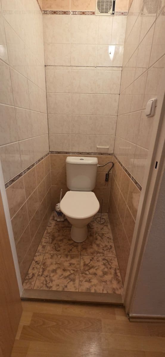 Prenájom bytu 1-izbový 35 m², Feřtekova, Praha, Praha Prenájom bytu 1-izbový 35 m², Feřtekova, Praha, Praha