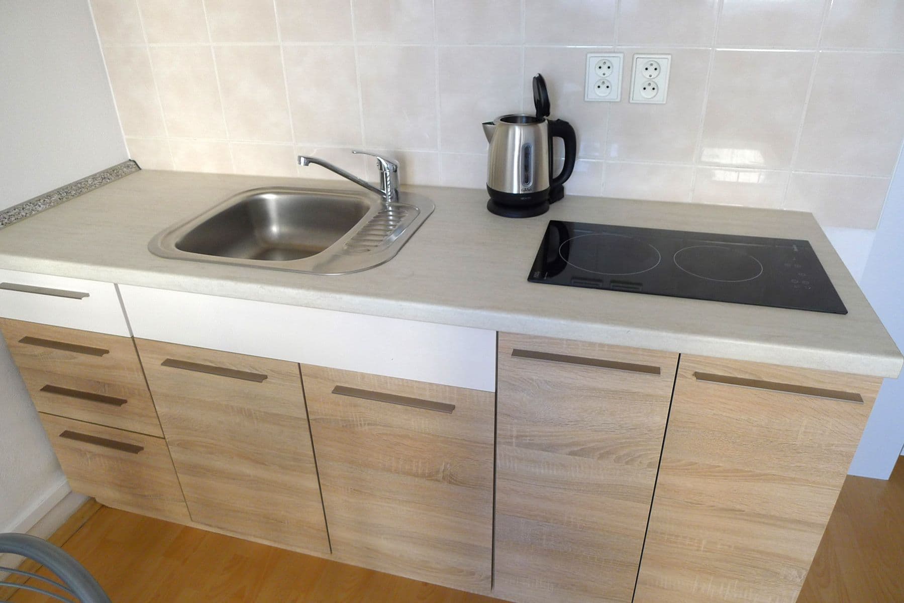 Prenájom bytu 1-izbový 24 m², třída Generála Píky, Brno, Jihomoravský kraj Prenájom bytu 1-izbový 24 m², třída Generála Píky, Brno, Jihomoravský kraj