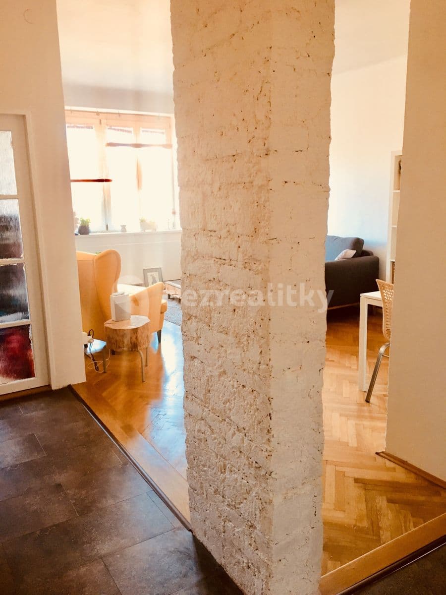 Prenájom bytu 2-izbový 50 m², 5. května, Praha, Praha Prenájom bytu 2-izbový 50 m², 5. května, Praha, Praha