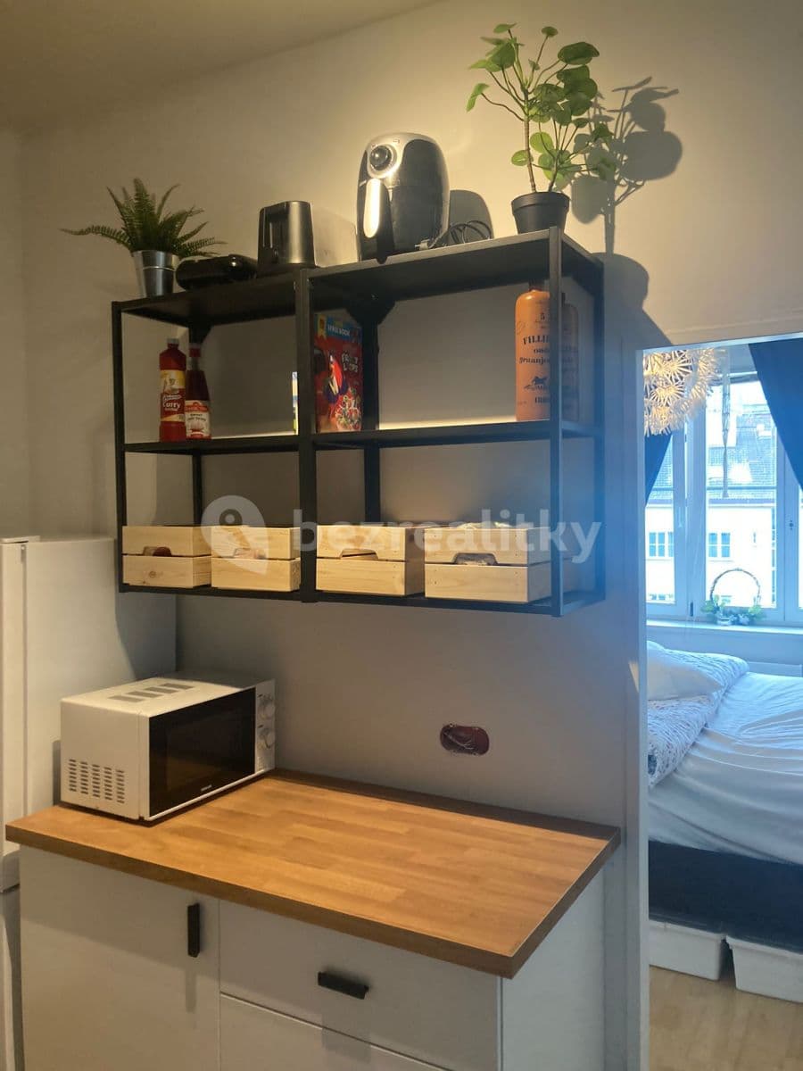 Prenájom bytu 2-izbový 50 m², 5. května, Praha, Praha Prenájom bytu 2-izbový 50 m², 5. května, Praha, Praha