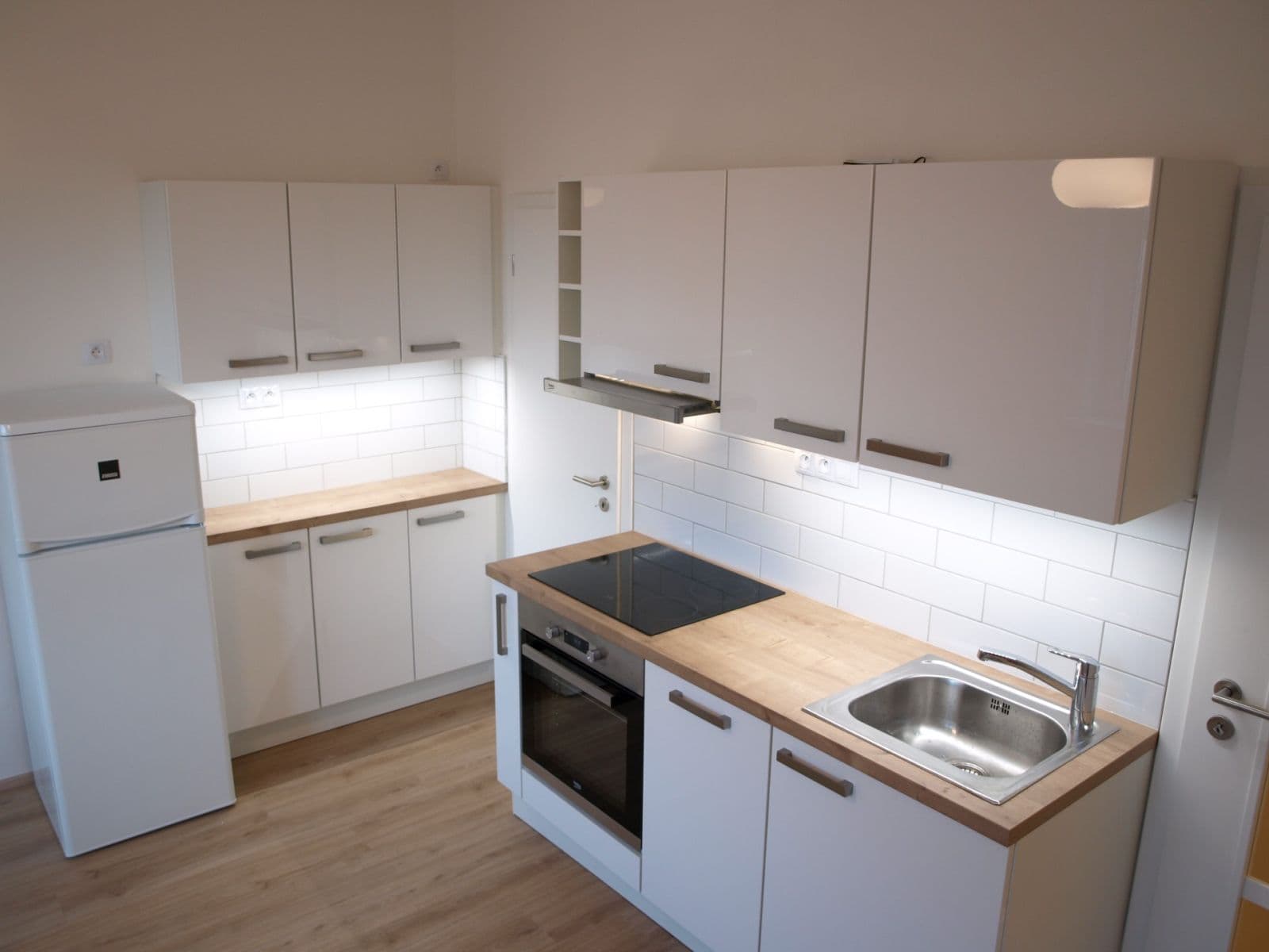 Prenájom bytu 1-izbový 48 m², Pod Školou, Praha, Praha Prenájom bytu 1-izbový 48 m², Pod Školou, Praha, Praha