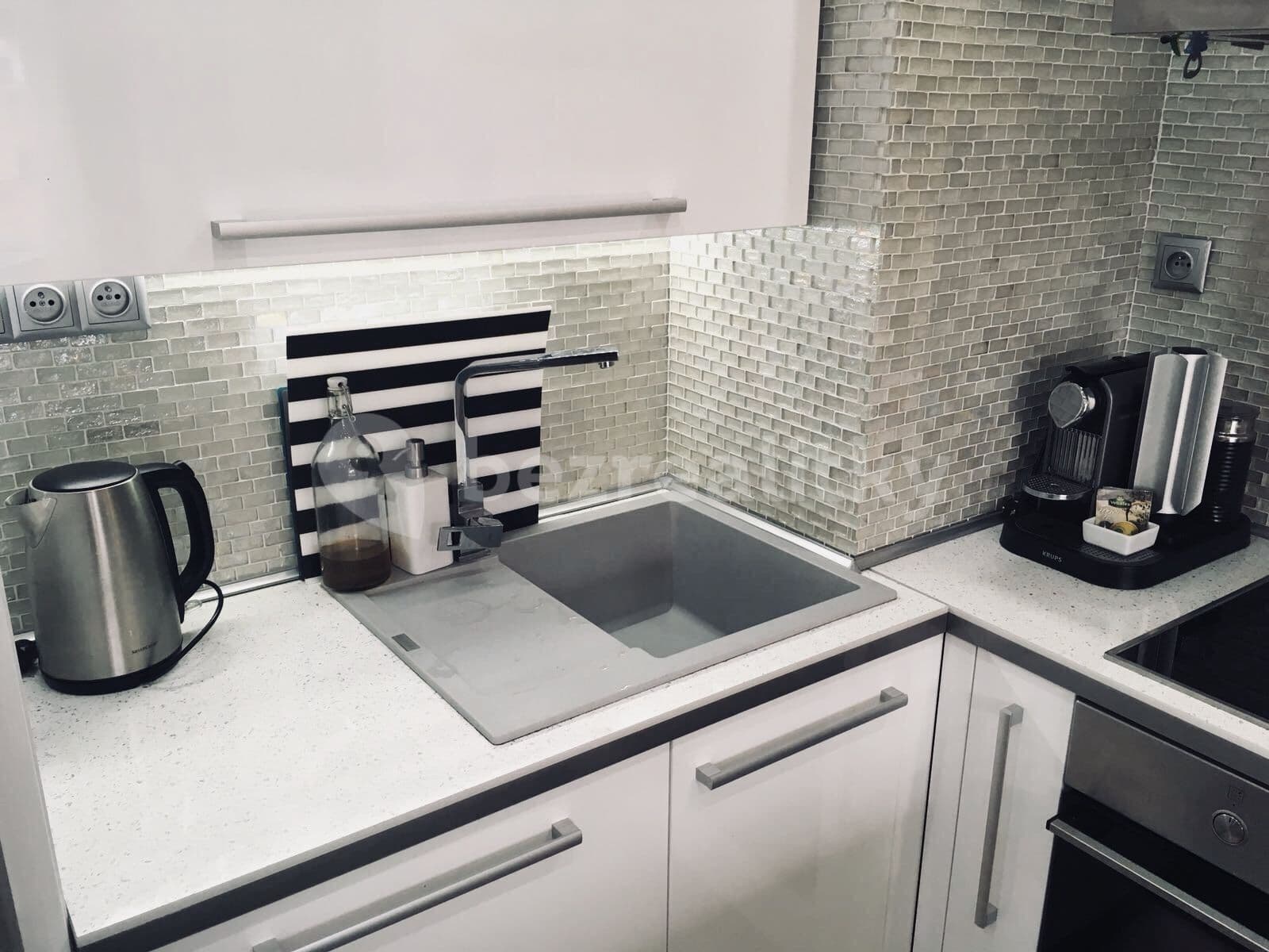 Prenájom bytu 2-izbový 52 m², Sokolovská, Praha, Praha Prenájom bytu 2-izbový 52 m², Sokolovská, Praha, Praha