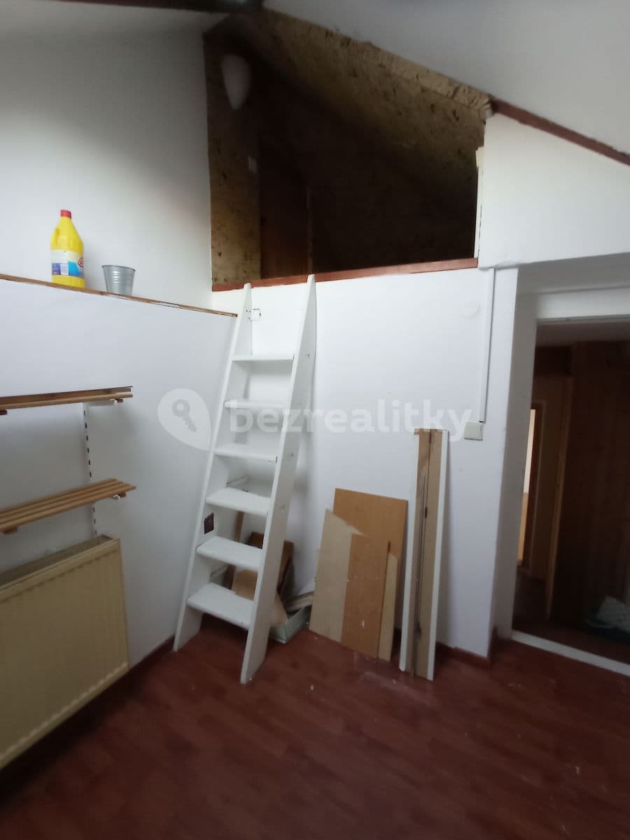 Prenájom domu 84 m², pozemek 500 m², Khodlova, Praha, Praha Prenájom domu 84 m², pozemek 500 m², Khodlova, Praha, Praha