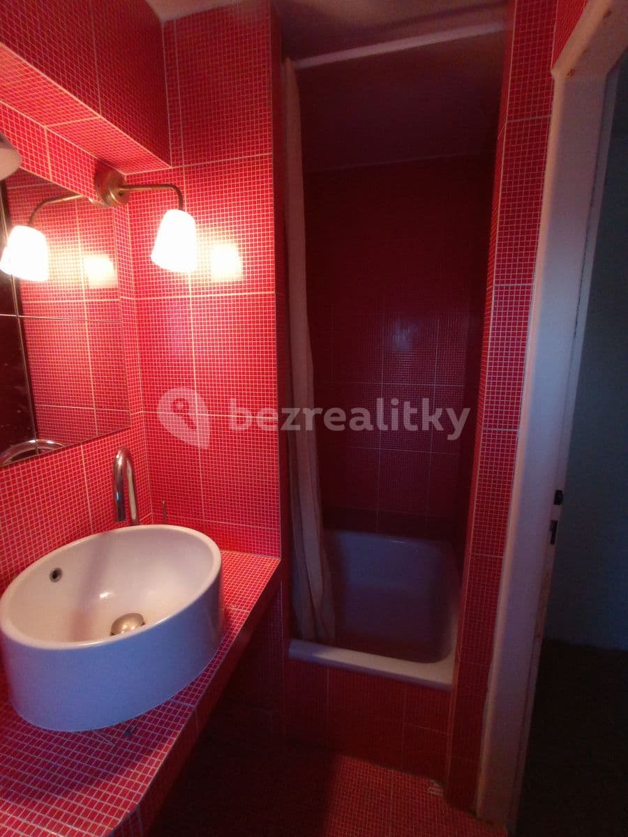 Prenájom domu 84 m², pozemek 500 m², Khodlova, Praha, Praha Prenájom domu 84 m², pozemek 500 m², Khodlova, Praha, Praha