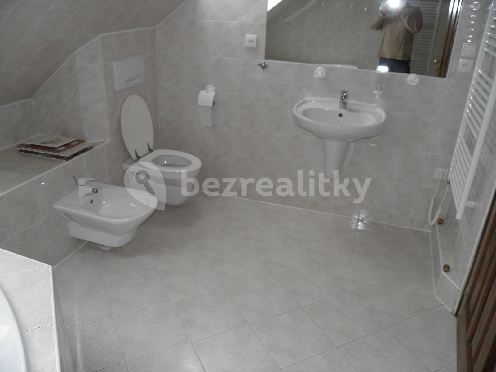 Prenájom bytu 3-izbový 132 m², Vančurova, Karlovy Vary, Karlovarský kraj Prenájom bytu 3-izbový 132 m², Vančurova, Karlovy Vary, Karlovarský kraj