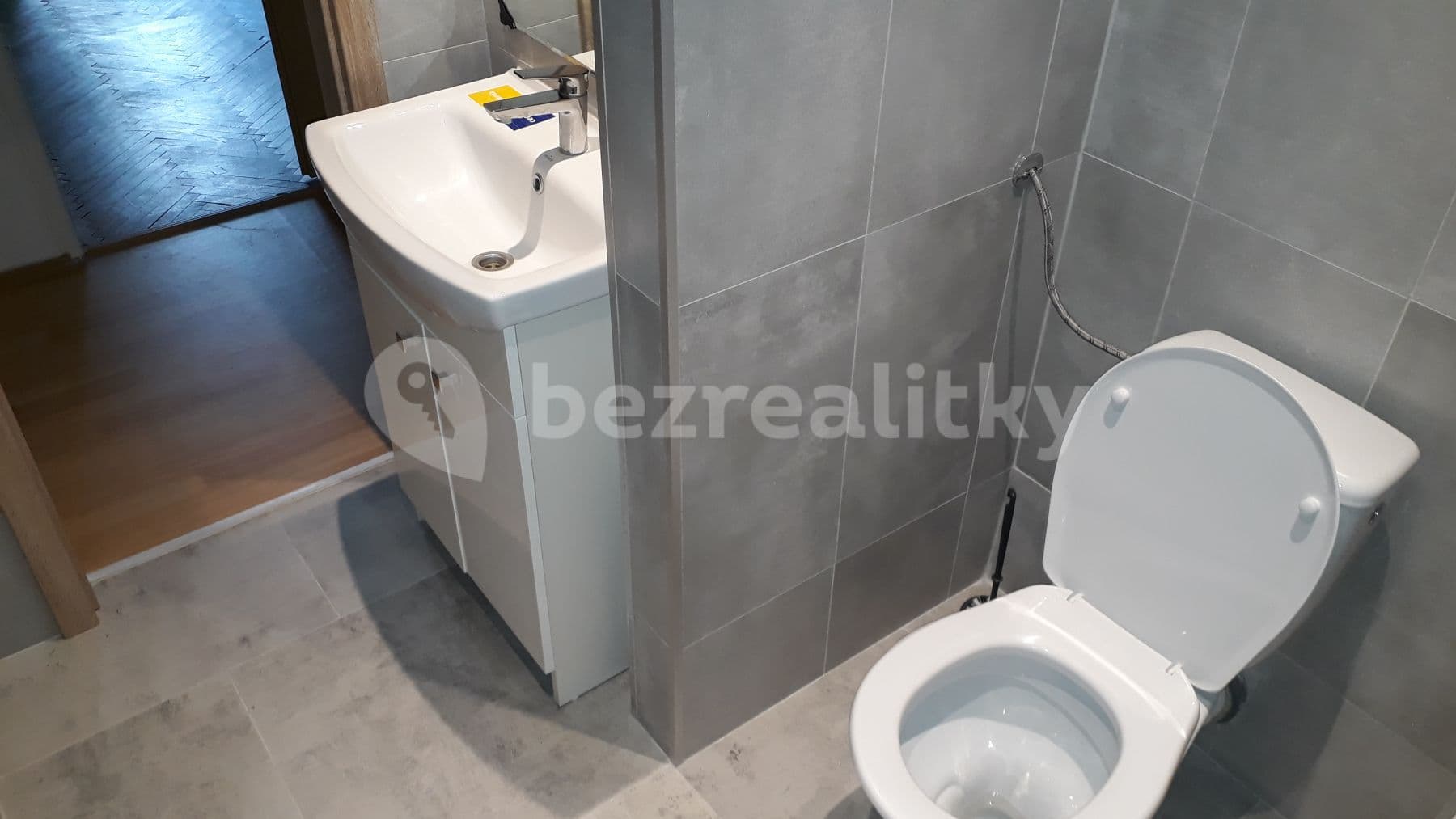 Prenájom bytu 1-izbový 38 m², Vondrákova, Brno, Jihomoravský kraj Prenájom bytu 1-izbový 38 m², Vondrákova, Brno, Jihomoravský kraj