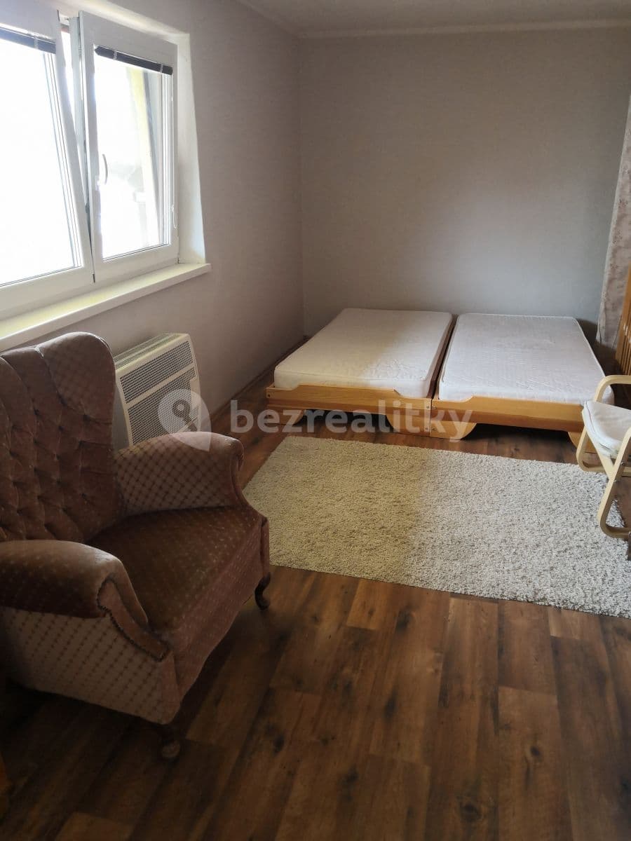 Prenájom bytu 4-izbový 104 m², U Sokolovny, Zlín, Zlínský kraj Prenájom bytu 4-izbový 104 m², U Sokolovny, Zlín, Zlínský kraj