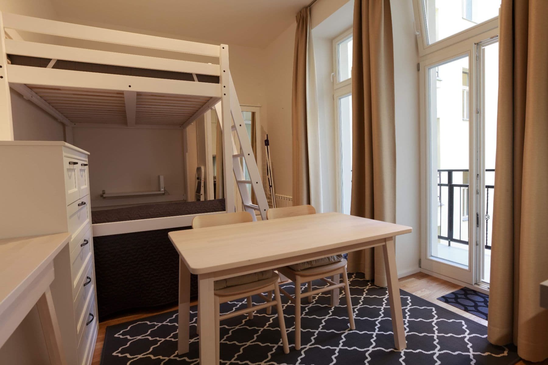 Prenájom bytu 1-izbový 27 m², Příčná, Praha, Praha Prenájom bytu 1-izbový 27 m², Příčná, Praha, Praha