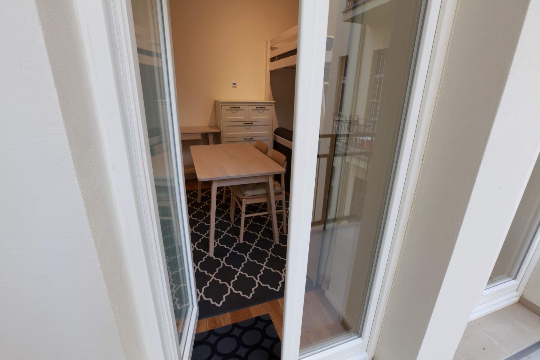 Prenájom bytu 1-izbový 27 m², Příčná, Praha, Praha Prenájom bytu 1-izbový 27 m², Příčná, Praha, Praha
