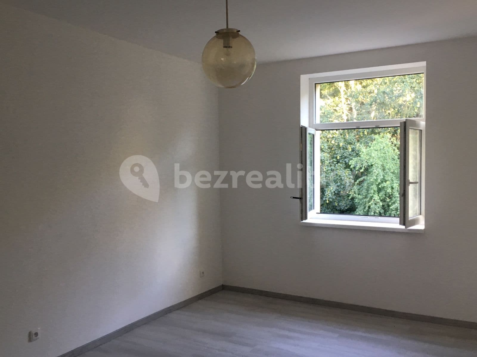 Prenájom bytu 2-izbový 60 m², Cetyňská, Praha, Praha Prenájom bytu 2-izbový 60 m², Cetyňská, Praha, Praha