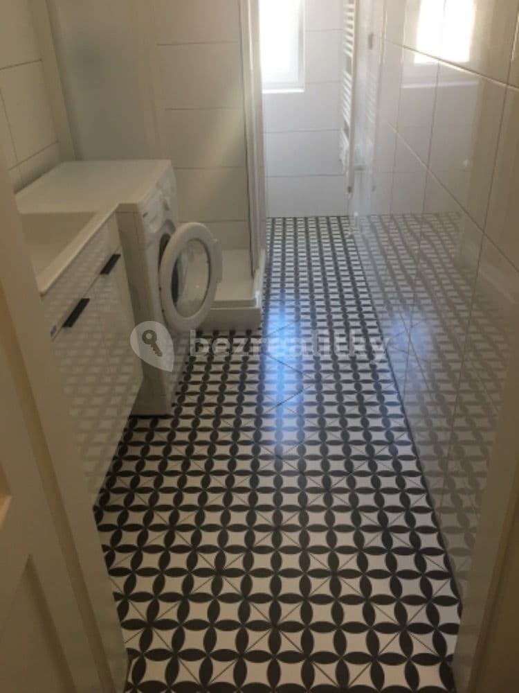 Prenájom bytu 2-izbový 60 m², Cetyňská, Praha, Praha Prenájom bytu 2-izbový 60 m², Cetyňská, Praha, Praha