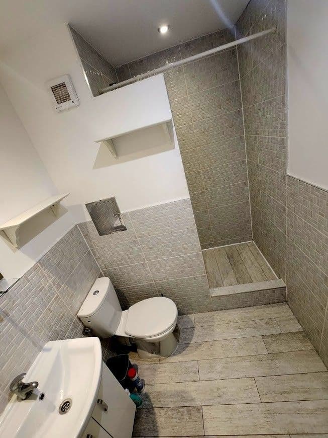 Prenájom bytu 1-izbový 22 m², Lidická, Karlovy Vary, Karlovarský kraj Prenájom bytu 1-izbový 22 m², Lidická, Karlovy Vary, Karlovarský kraj
