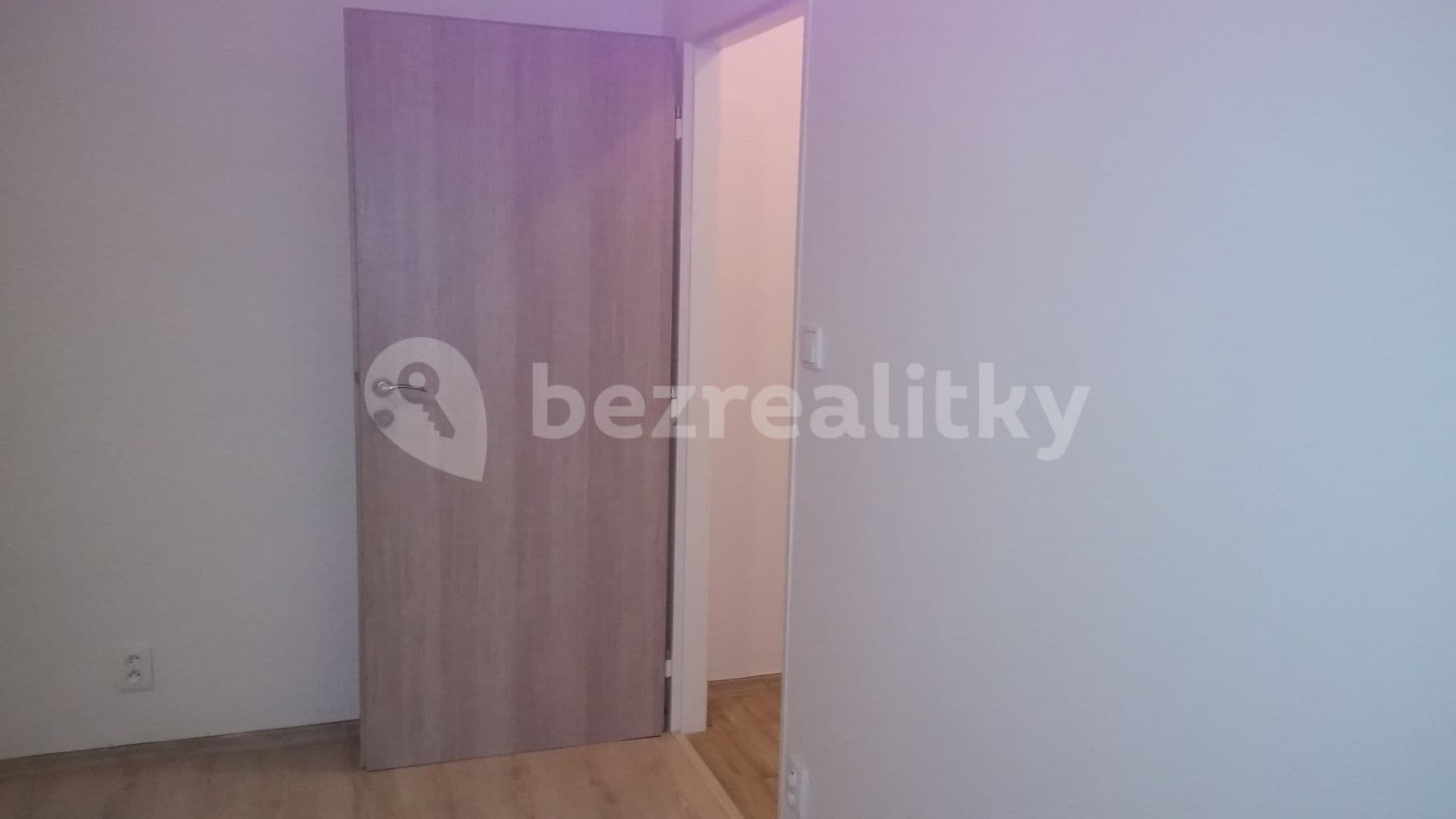 Prenájom bytu 1-izbový 34 m², Na Fifejdách, Ostrava, Moravskoslezský kraj