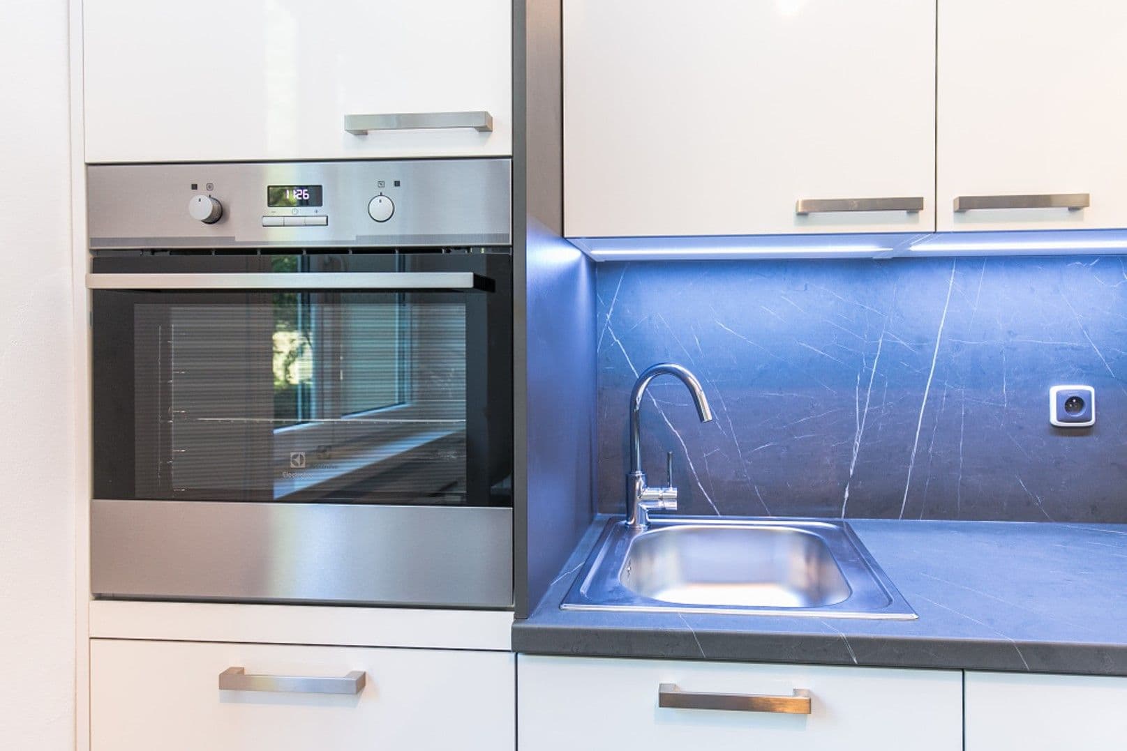 Prenájom bytu 2-izbový 61 m², Kladenská, Praha, Praha Prenájom bytu 2-izbový 61 m², Kladenská, Praha, Praha