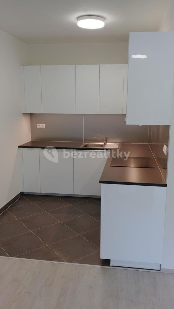 Prenájom bytu 2-izbový 62 m², Modenská, Praha, Praha Prenájom bytu 2-izbový 62 m², Modenská, Praha, Praha