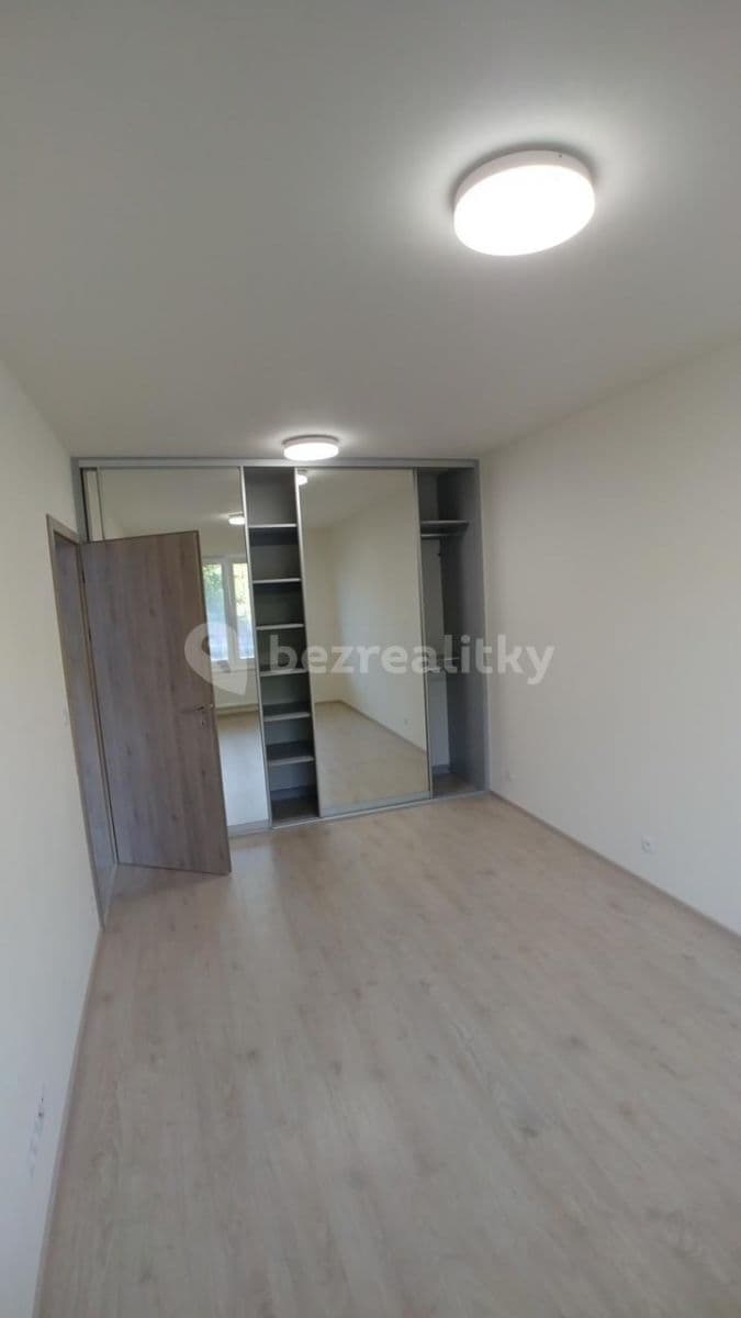 Prenájom bytu 2-izbový 62 m², Modenská, Praha, Praha Prenájom bytu 2-izbový 62 m², Modenská, Praha, Praha