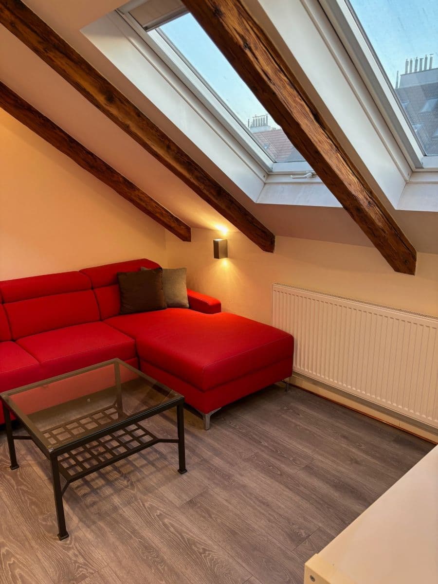 Prenájom bytu 2-izbový 65 m², Milady Horákové, Praha, Praha Prenájom bytu 2-izbový 65 m², Milady Horákové, Praha, Praha