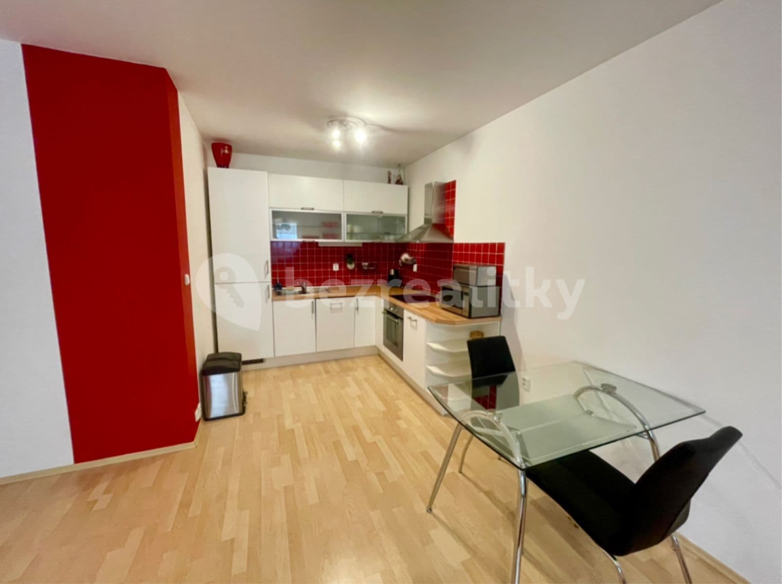 Prenájom bytu 2-izbový 66 m², Budapešťská, Praha, Praha Prenájom bytu 2-izbový 66 m², Budapešťská, Praha, Praha