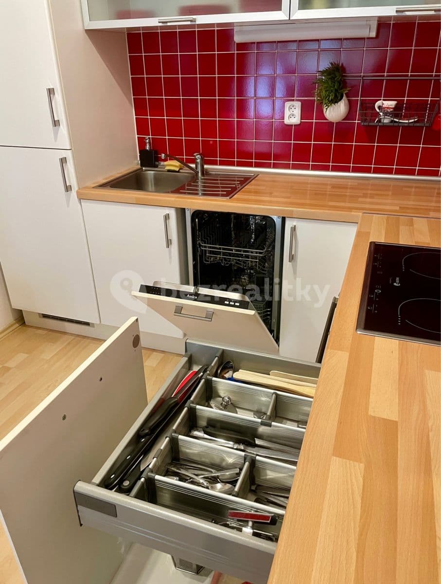 Prenájom bytu 2-izbový 66 m², Budapešťská, Praha, Praha Prenájom bytu 2-izbový 66 m², Budapešťská, Praha, Praha