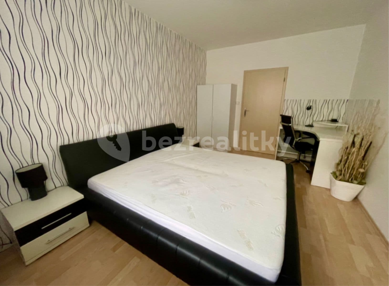 Prenájom bytu 2-izbový 66 m², Budapešťská, Praha, Praha Prenájom bytu 2-izbový 66 m², Budapešťská, Praha, Praha